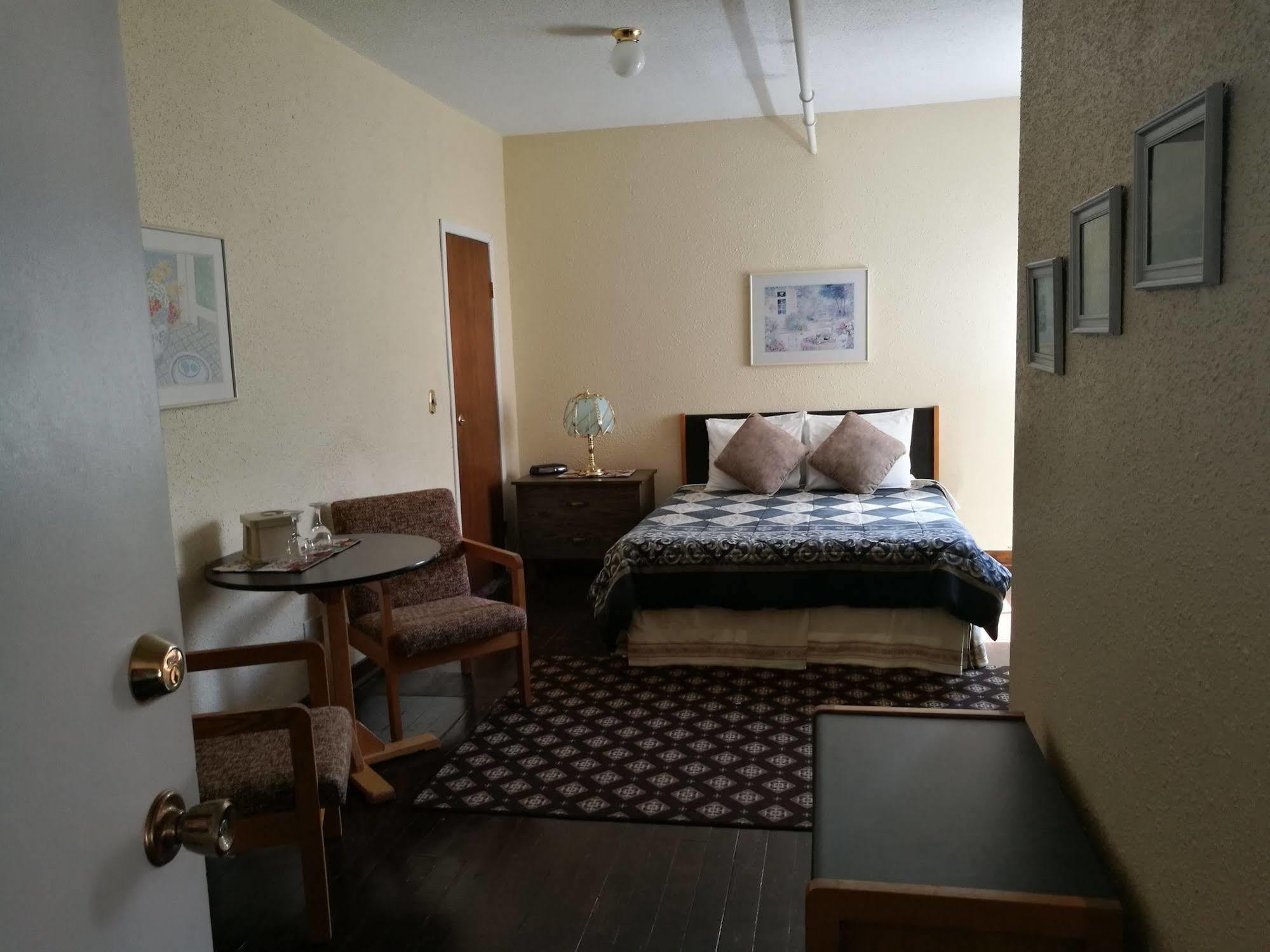 Rodmay Hotel بويل ريفر المظهر الخارجي الصورة